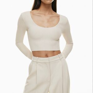 Aritzia Babaton Sculpt Knit Scoopneck Longsleeve M
